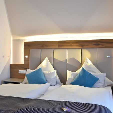 Hotel & Restaurant Zum Deutschen Hause Kirchhatten Eksteriør bilde