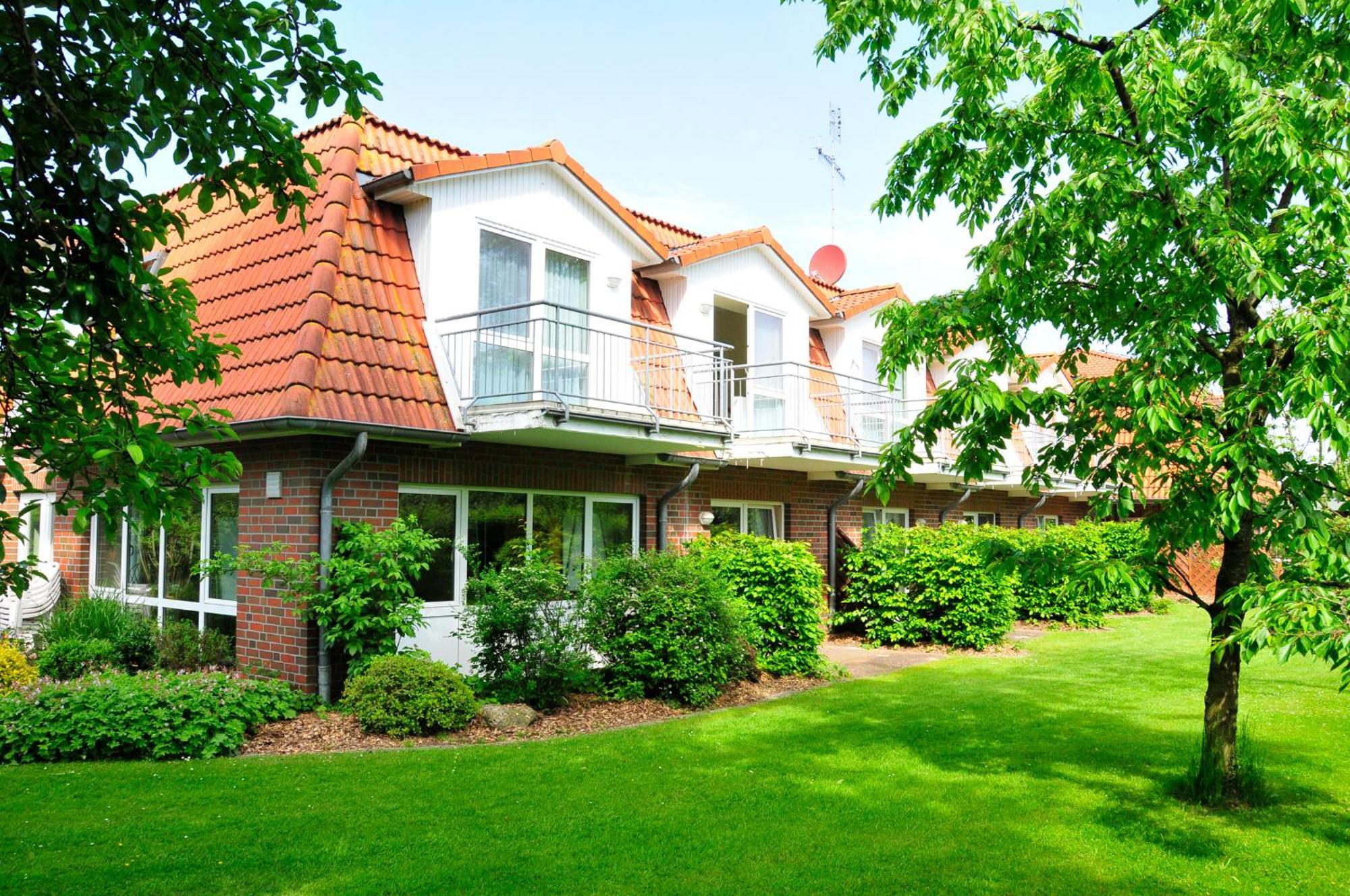 Hotel & Restaurant Zum Deutschen Hause Kirchhatten Eksteriør bilde