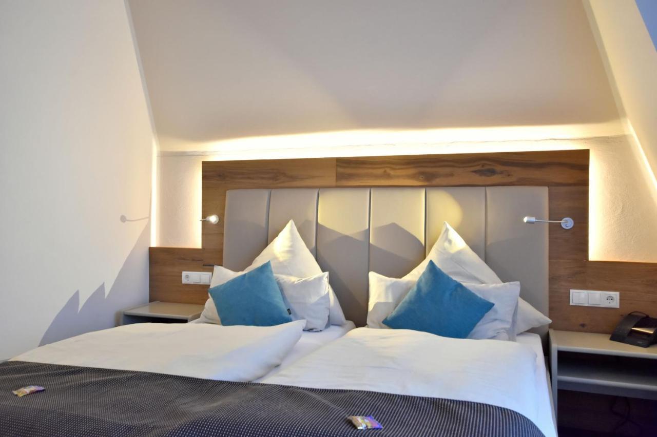 Hotel & Restaurant Zum Deutschen Hause Kirchhatten Eksteriør bilde